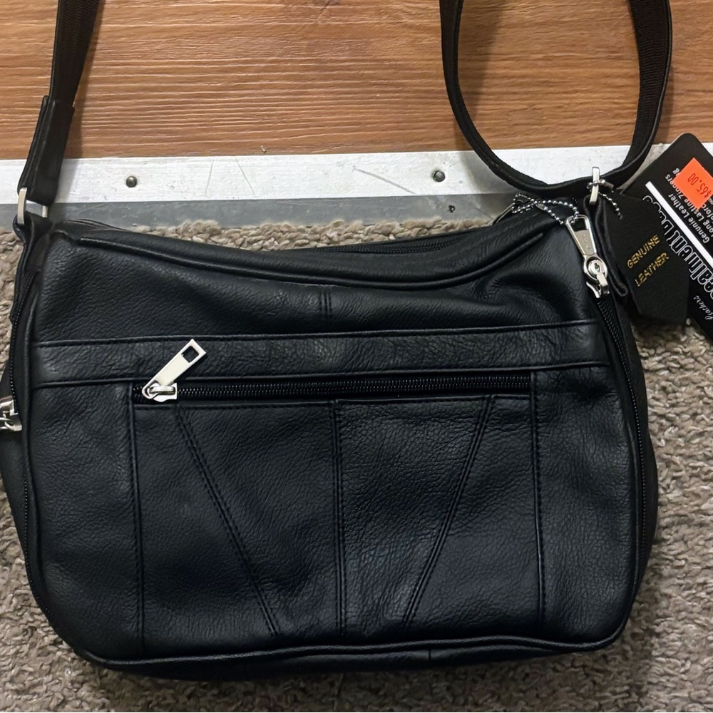 Roma Leather Concealment Bag NWT Black Leather Gun Holder Lock Zipper